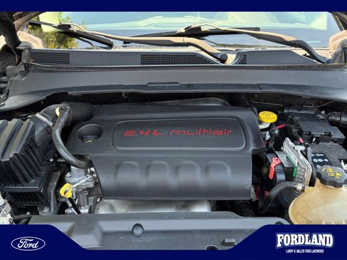 Used 2017 Jeep Compass Sport w/ Tech Group AWD/4WD image 22