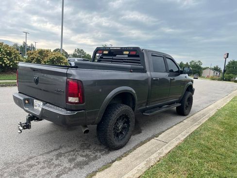 Used 2018 RAM 2500 Laramie w/ Sport Appearance Group AWD/4WD image 3
