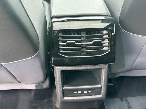 Used 2023 Volkswagen ID.4 Pro S image 20