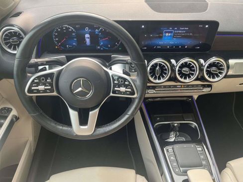 Certified 2023 Mercedes-Benz GLB 250 4MATIC image 2