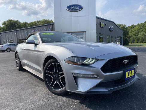 Used 2020 Ford Mustang Premium RWD image 3