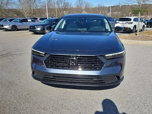 New 2025 Honda Accord SE image 2