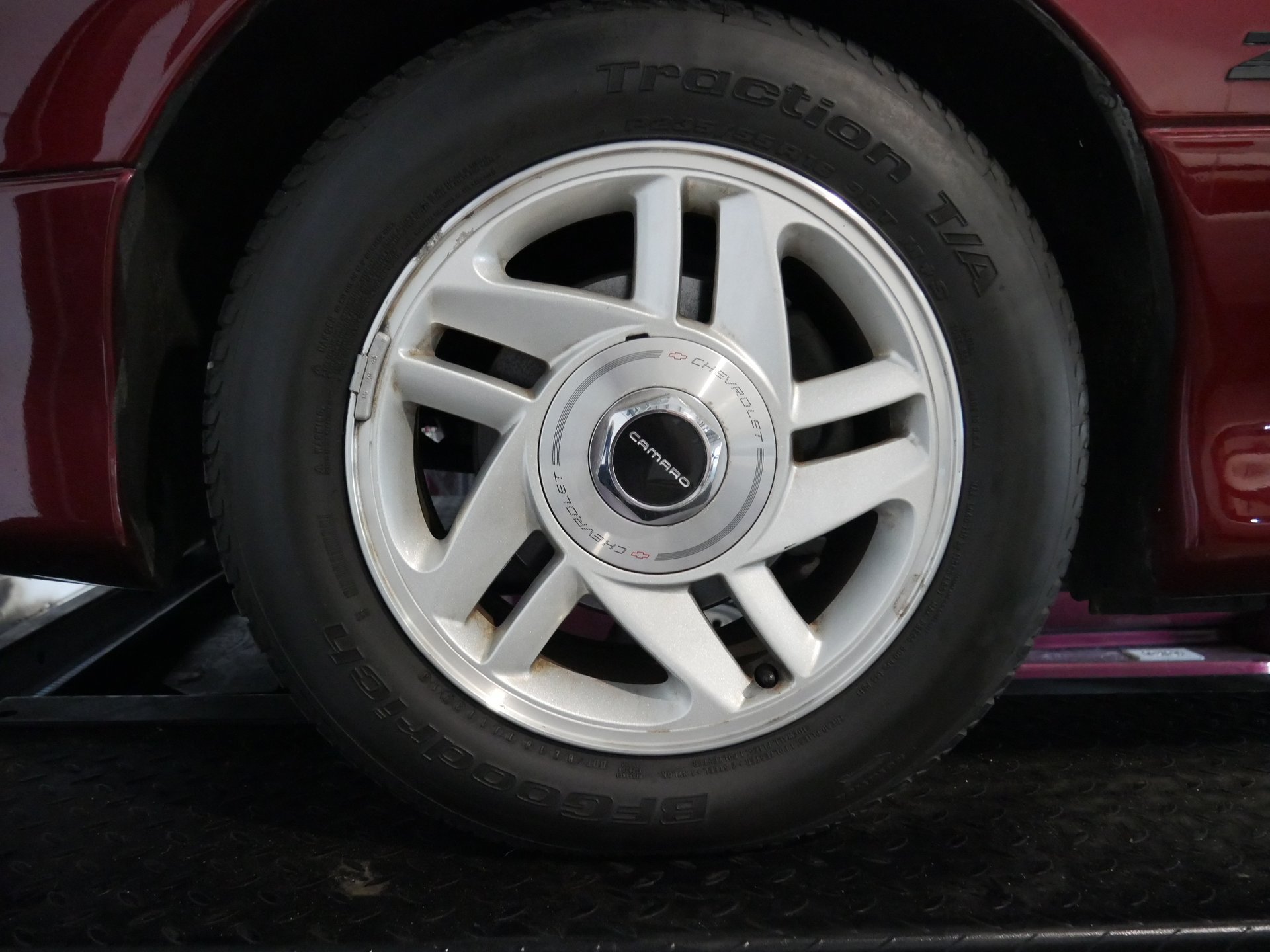 Used 1994 Chevrolet Camaro Z28 RWD image 98