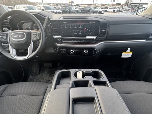 Used 2026 GMC Sierra 2500 SLE w/ SLE Value Package; image 12