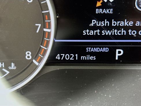 Used 2022 Nissan Pathfinder SV w/ SV Black Package FWD image 19