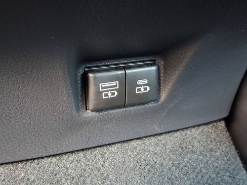 Used 2025 Toyota Camry LE w/ Convenience Package AWD/4WD image 11