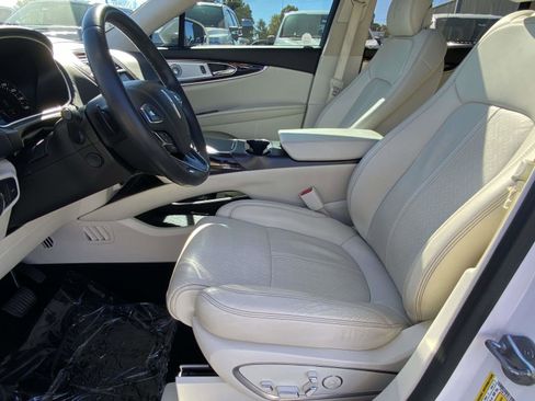 Used 2018 Lincoln MKX Black Label w/ Driver Assistance Package image 15