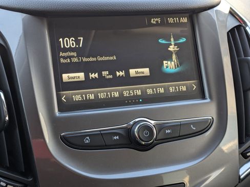 Used 2017 Chevrolet Cruze LT w/ Convenience Package image 23