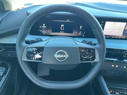 Used 2025 Nissan Murano SL AWD/4WD image 14