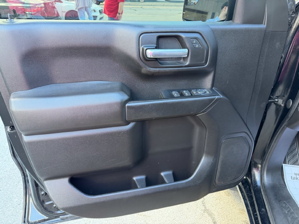 Used 2021 Chevrolet Silverado 1500 Custom AWD/4WD image 13