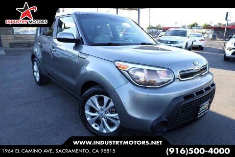 Used 2015 Kia Soul + FWD image 1