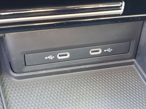 New 2026 Volkswagen Atlas SE FWD image 28