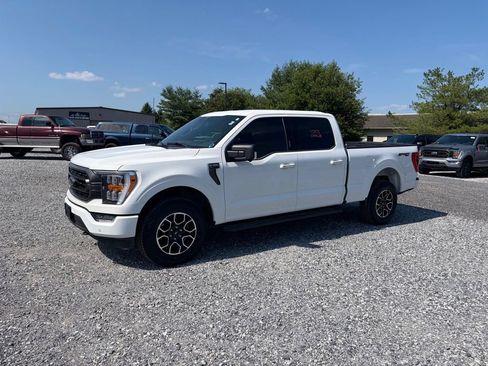 Used 2023 Ford F150 XLT AWD/4WD image 2