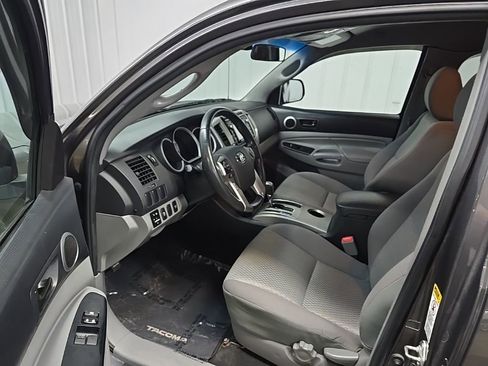 Used 2015 Toyota Tacoma 4x4 Access Cab w/ SR5 Package image 27