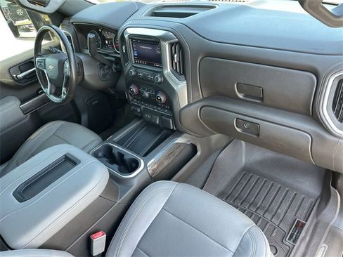 Used 2020 Chevrolet Silverado 2500 LTZ w/ LTZ Premium Package image 26