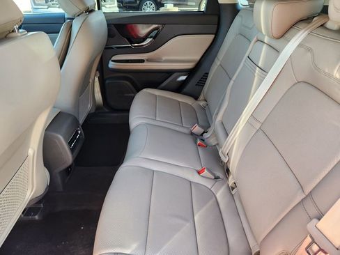 Used 2024 Lincoln Corsair Grand Touring image 15