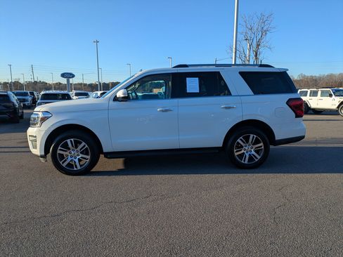 Certified 2024 Ford Expedition Limited image 7