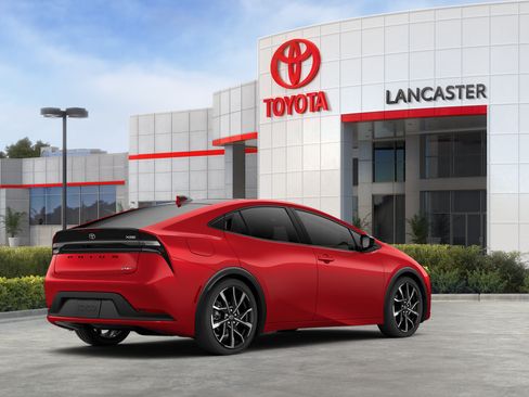 New 2027 Toyota Prius Plug-In Hybrid FWD image 12
