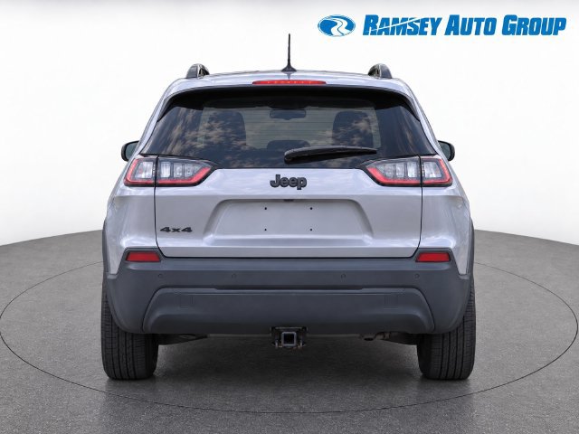 Used 2020 Jeep Cherokee Latitude Plus AWD/4WD image 7