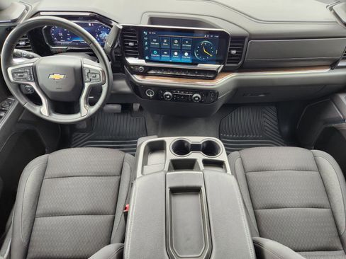 Used 2023 Chevrolet Silverado 1500 LT image 8