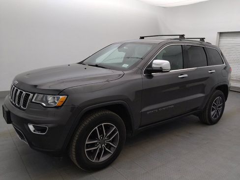 Used 2019 Jeep Grand Cherokee Limited w/ Trailer Tow Group IV image 2