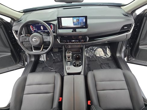 Certified 2024 Nissan Rogue SL FWD image 9