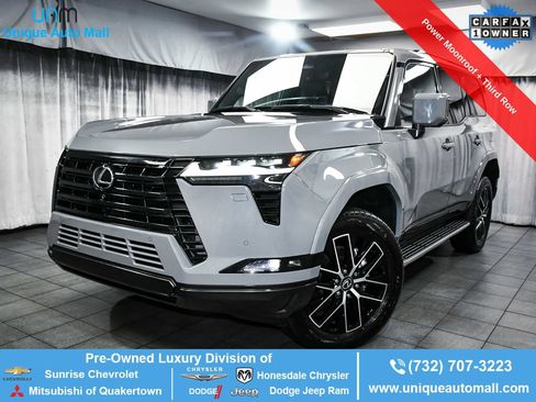 Used 2024 Lexus GX 550 w/ Accessory Package (Z1) AWD/4WD image 1