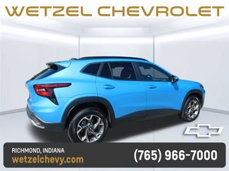 Used 2025 Chevrolet Trax LT FWD video 3