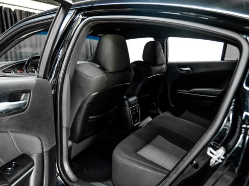 Used 2022 Dodge Charger R/T RWD image 46