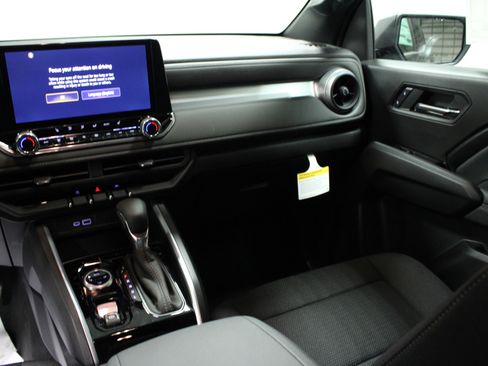 New 2026 Chevrolet Colorado LT AWD/4WD image 19