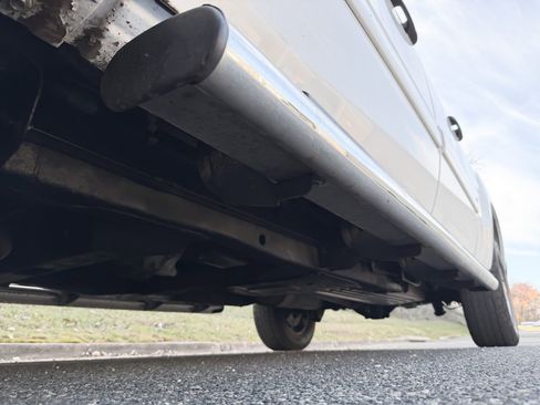 Used 2011 GMC Sierra 1500 4x4 Crew Cab Hybrid image 26