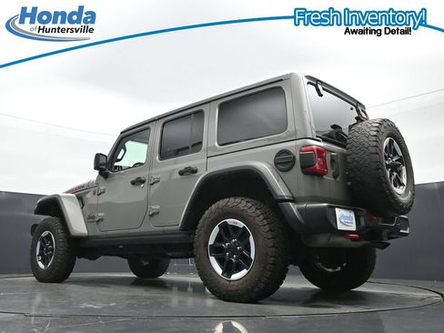 Used 2022 Jeep Wrangler Unlimited Rubicon w/ Dual Top Group AWD/4WD image 30