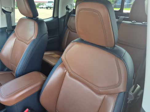 Used 2024 Ford Maverick Lariat FWD image 23