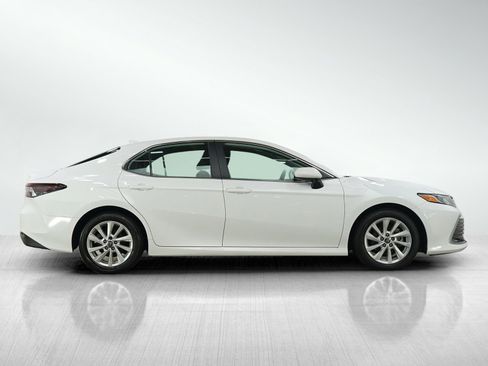 Used 2024 Toyota Camry LE FWD image 6