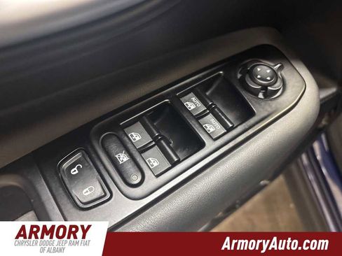 Used 2020 Jeep Renegade Altitude image 8