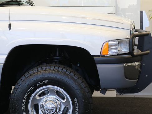 Used 2000 Dodge Ram 2500 Truck 4x4 Quad Cab image 53