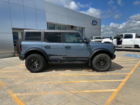 Used 2023 Ford Bronco Wildtrak AWD/4WD image 8