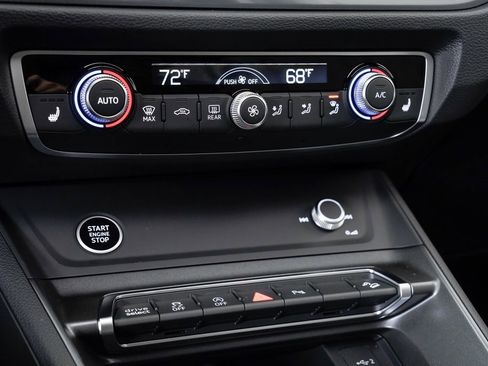 Certified 2024 Audi Q3 2.0T Premium image 22