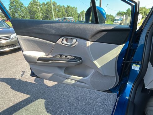 Used 2014 Honda Civic LX image 18