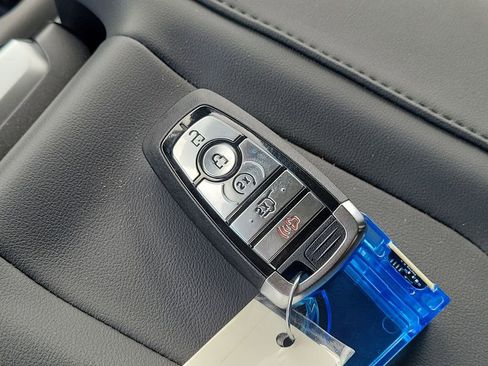 New 2026 Ford Expedition Active RWD image 33