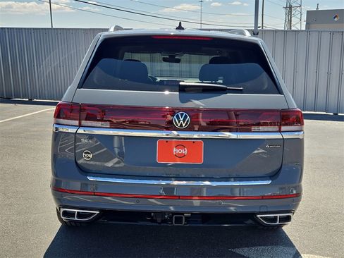 New 2025 Volkswagen Atlas SEL Premium R-Line image 9