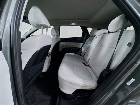 Certified 2025 Hyundai Tucson SEL image 40