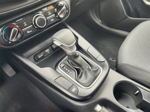 Certified 2023 Kia Soul LX image 21