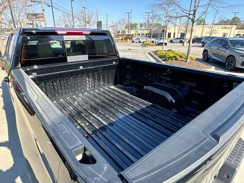 Used 2025 Chevrolet Silverado 1500 LT w/ Leather Package image 33