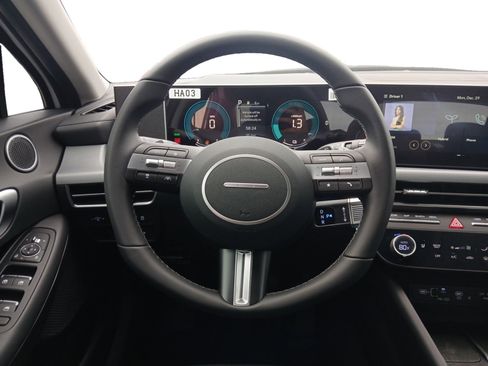 New 2025 Hyundai Sonata SEL image 12