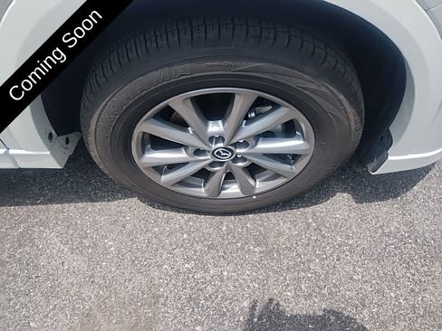 Certified 2025 MAZDA CX-5 AWD 2.5 S w/ Preferred Package image 12