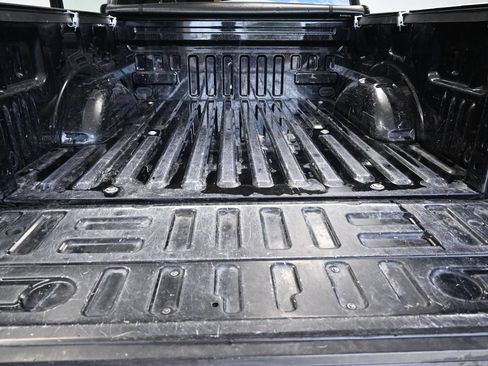 Used 2019 Ford F150 XL w/ Equipment Group 101A Mid AWD/4WD image 18