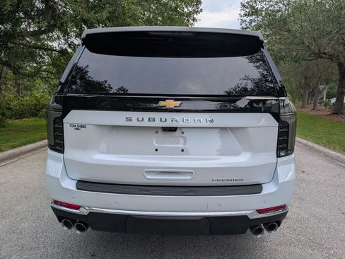 New 2026 Chevrolet Suburban Premier AWD/4WD image 7