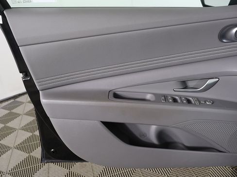 Used 2024 Hyundai Elantra SEL w/ Convenience Package FWD image 22