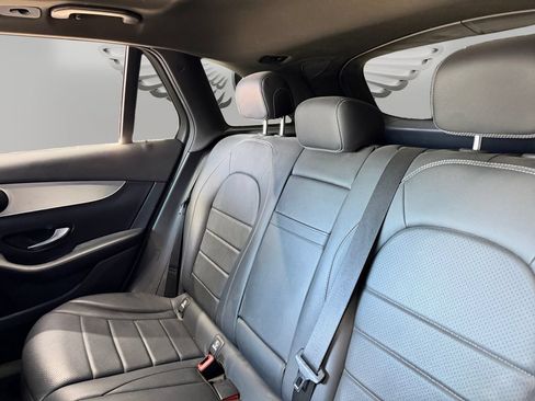 Used 2019 Mercedes-Benz GLC 300 image 13